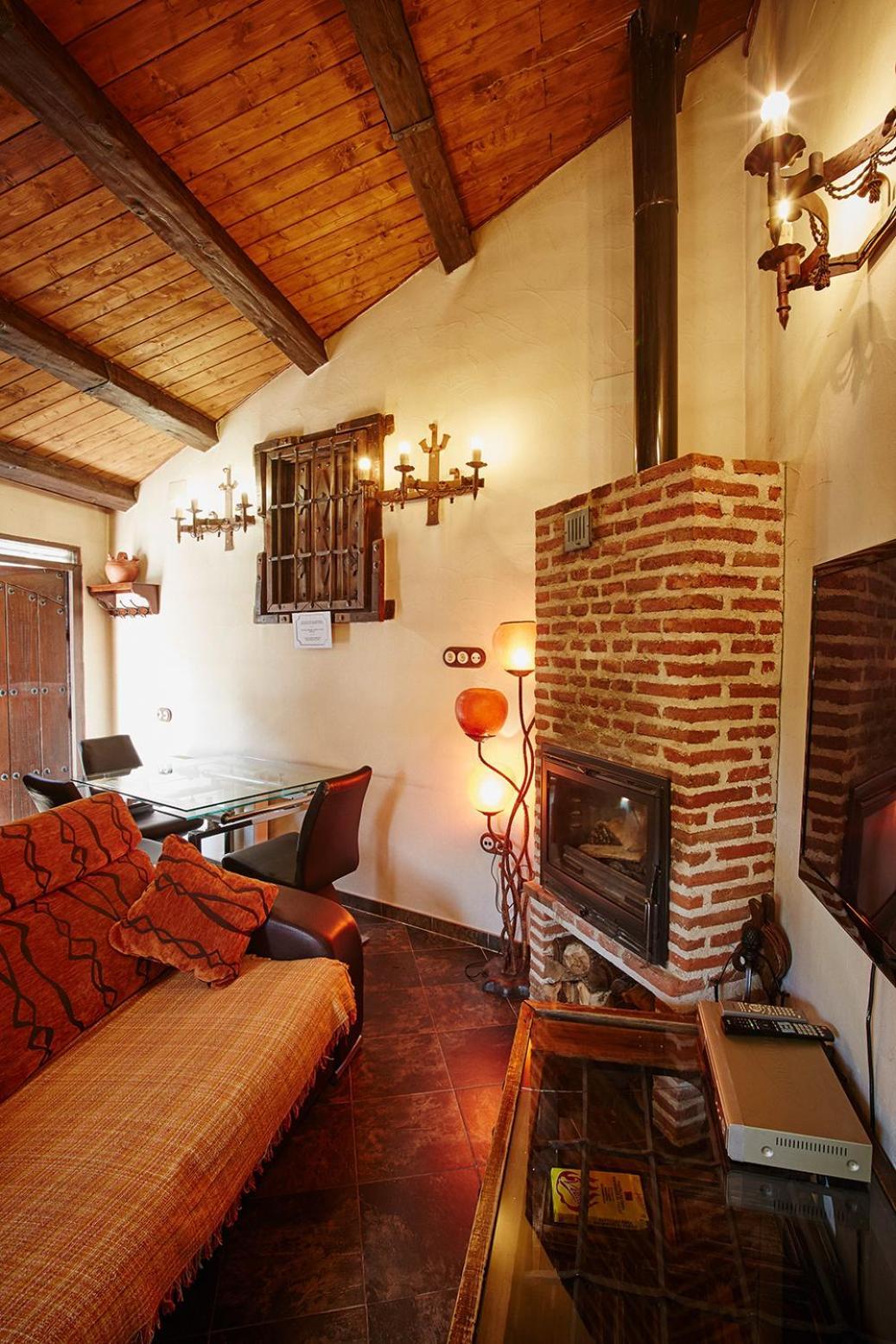 Casa De Cucu Navaluenga Holiday home