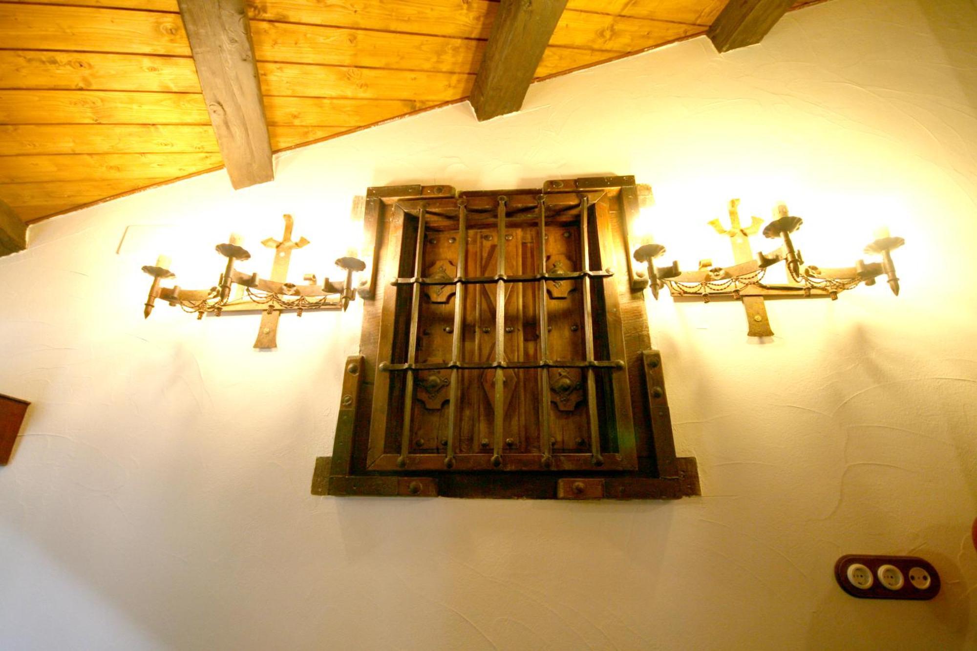 Casa De Cucu Navaluenga Avila