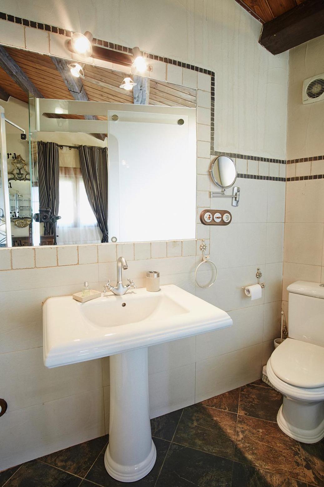 Casa De Cucu Navaluenga Holiday home Avila